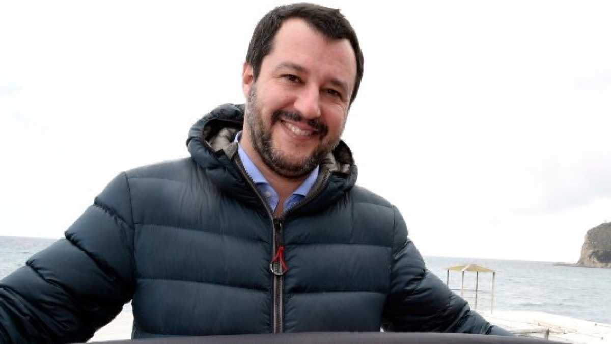 Immagine di Per conquistare il Sud Matteo Salvini preferisce l'usato sicuro