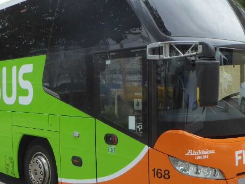 Un autobus Flixbus (foto Wikipedia)