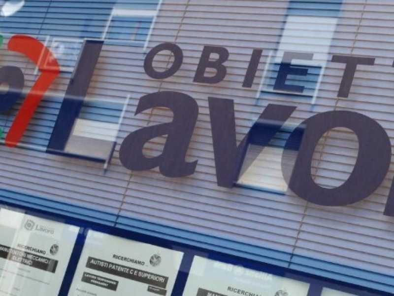 Quanto contano i giovani nei programmi dei partiti