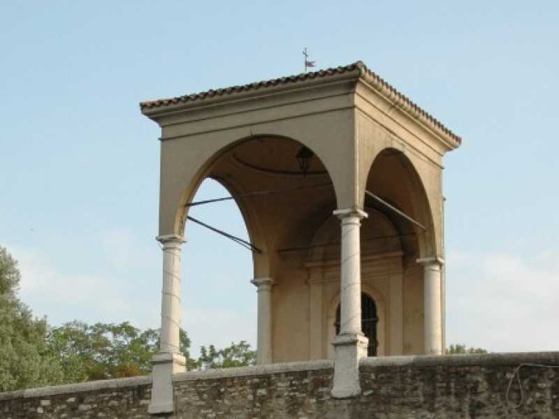 Il Ponte di Pontenove, a Bedizzole, in provincia di Brescia (foto via Wikimedia)
