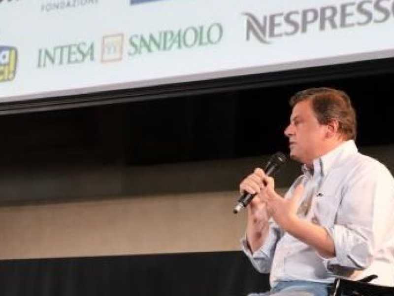 Calenda al FoglioTech: "Più che di 'responsabilità', serve un'idea di paese"