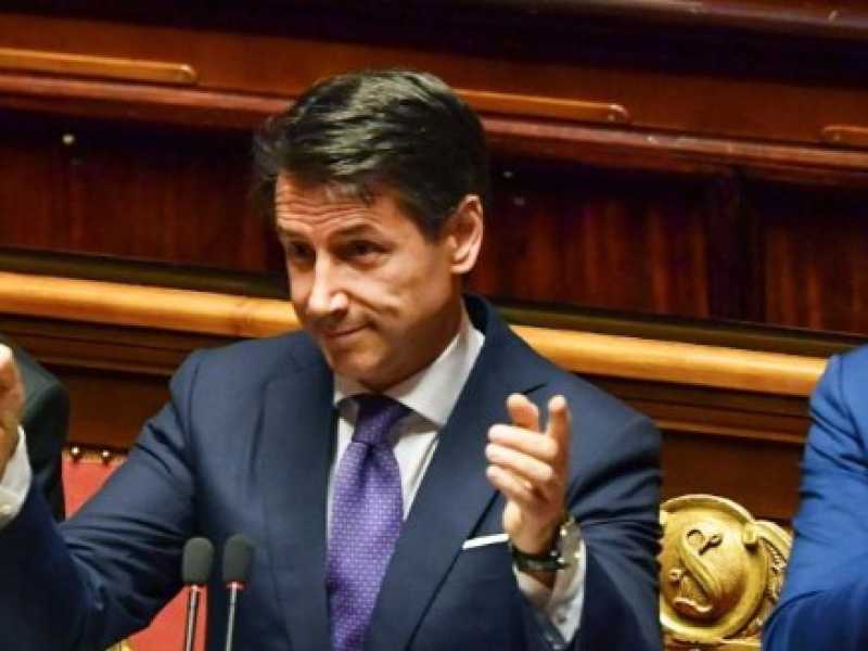 Da sinistra Luigi Di Maio, Giuseppe Conte e Matteo Salvini (foto LaPresse)
