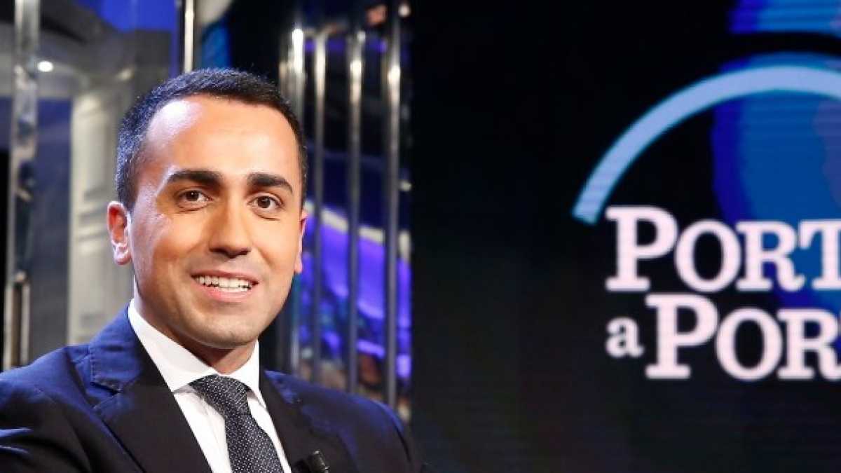 Immagine di Il lavoro secondo Di Maio: tutti a casa