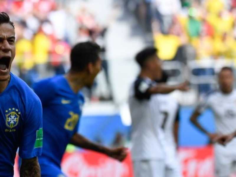 Coutinho esulta per il gol dell'1 a 0 contro il Costarica (foto LaPresse)
