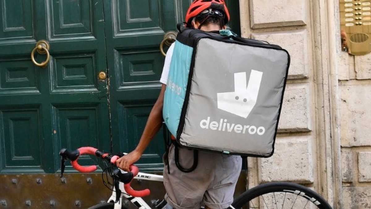 Immagine di Non esistono “cattivi lavori” se l’azione politica riesce a nobilitarli. Occuparsi dei servizi