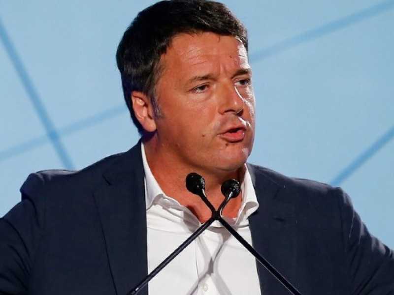Matteo Renzi all'Assemblea del Pd di sabato 7 luglio 2018 (foto LaPresse)