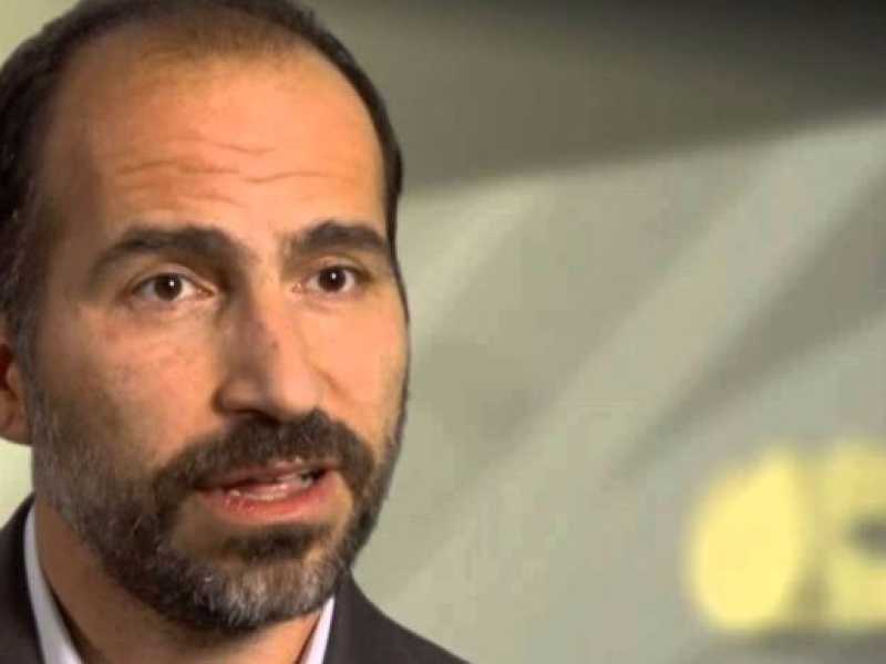 Il nuovo ceo di Uber, Dara Khosrowshahi, ha inaugurato una politica di cospargimento di cenere sul capo, umilt&agrave; e mitezza che sta facendo recuperare terreno all&rsquo;azienda (foto YouTube)