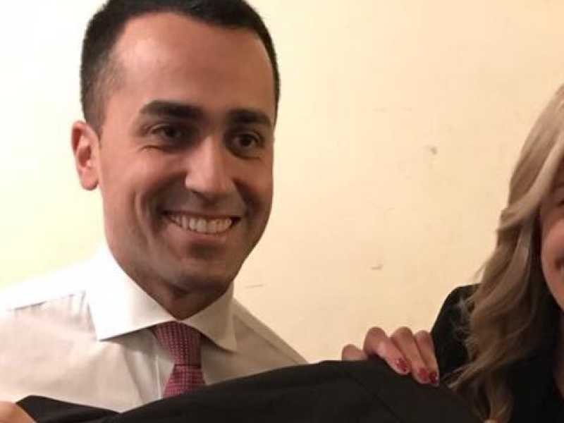 Sara Marcozzi e Luigi Di Maio (foto Facebook)