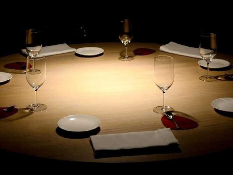 La cucina stellata lascia l'anima affamata