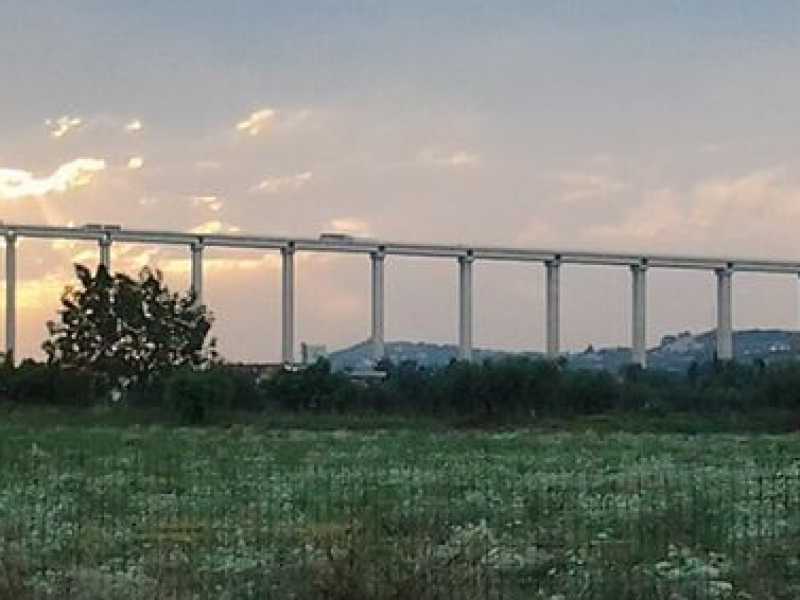 Il Ponte del Salinello. Foto Wikimedia