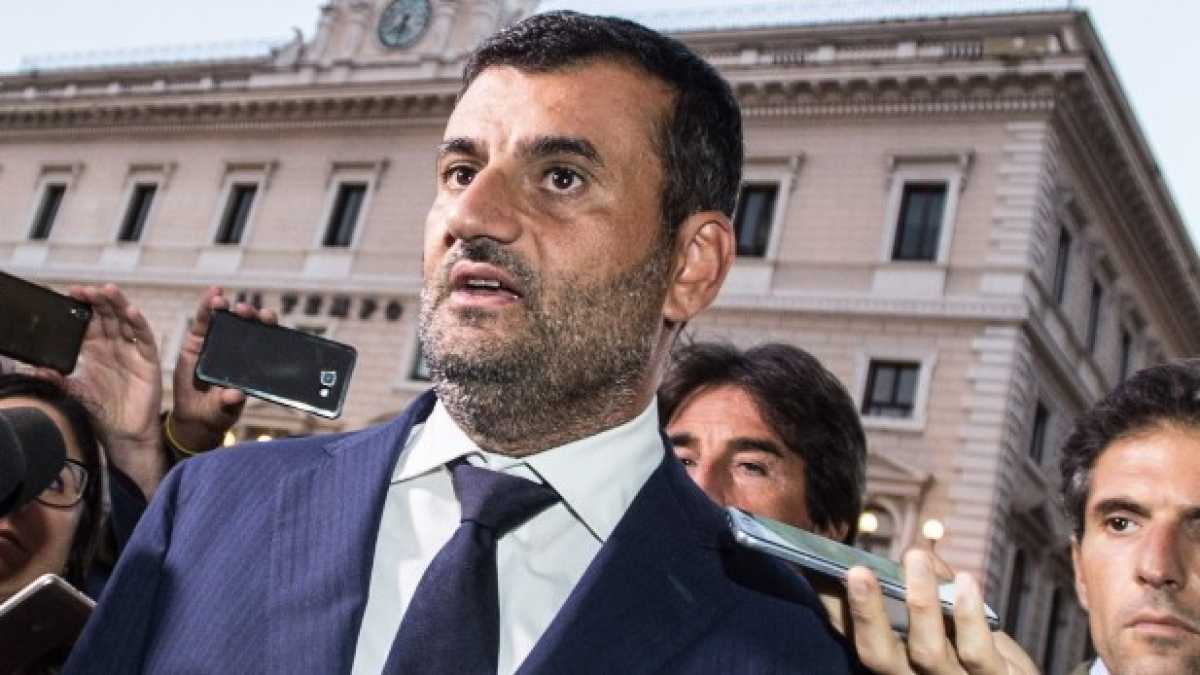 Immagine di Il fronte dei sindaci contro il governo. "Pronti alla piazza per le periferie"