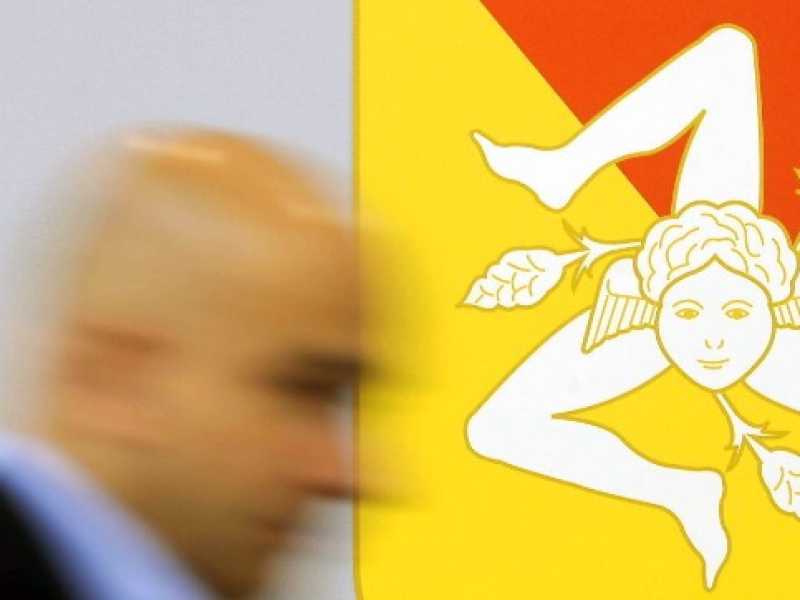 Il simbolo della Regione Sicilia (foto Imagoeconomica)