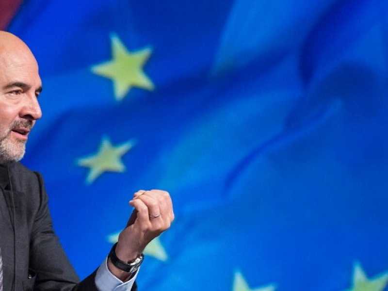 Pierre Moscovici &egrave; atteso oggi a Roma (foto LaPresse)