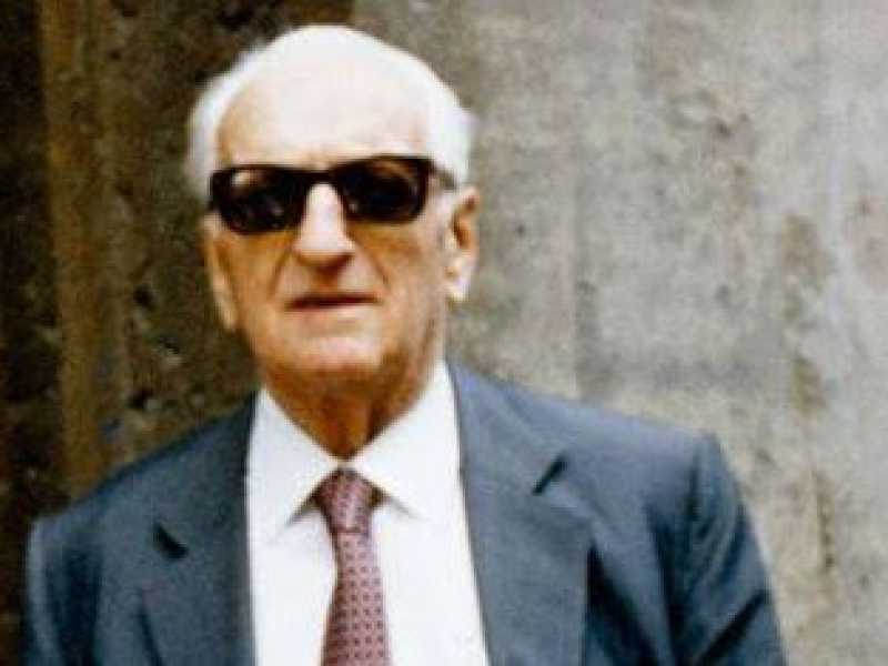 Enzo Ferrari, il fondatore dell'omonima casa automobilistica (Immagini prese da Facebook)