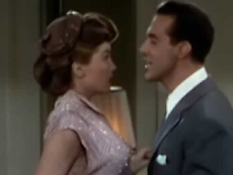 Un fotogramma della canzone "Baby it's cold outside" (1944) (Foto via youtube)