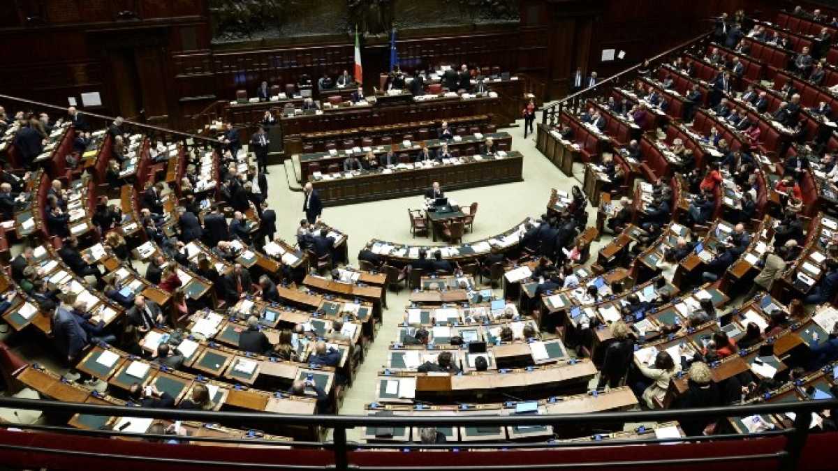 Immagine di Ha ancora senso parlare di destra e sinistra?