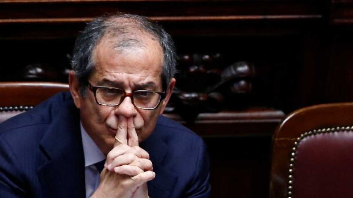 Immagine di Cosa non torna nelle parole di Tria sulle tasse. Un fact checking