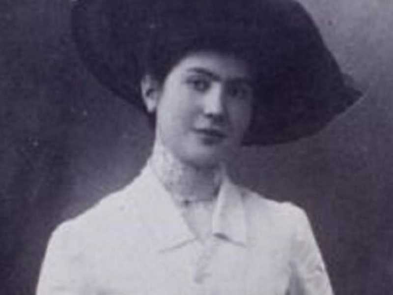 Enrica Calabresi