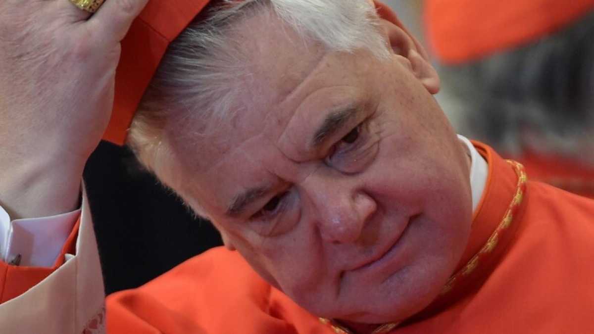 Immagine di Volano gli stracci nella chiesa tedesca