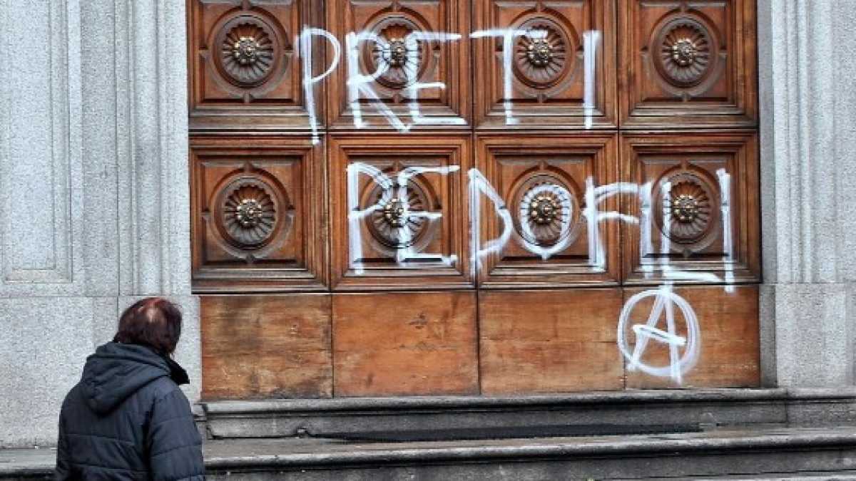 Immagine di La questione pedofilia è la porta degli inferi che preme contro la Chiesa