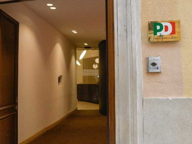 La sede del Pd in via del Nazareno (foto LaPresse)