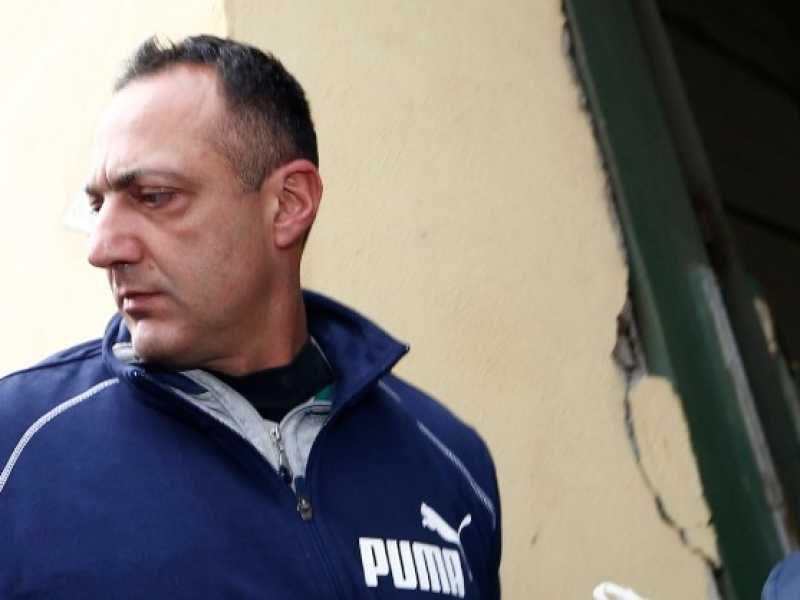 Marcello De Vito entra a Regina Coeli (foto LaPresse)