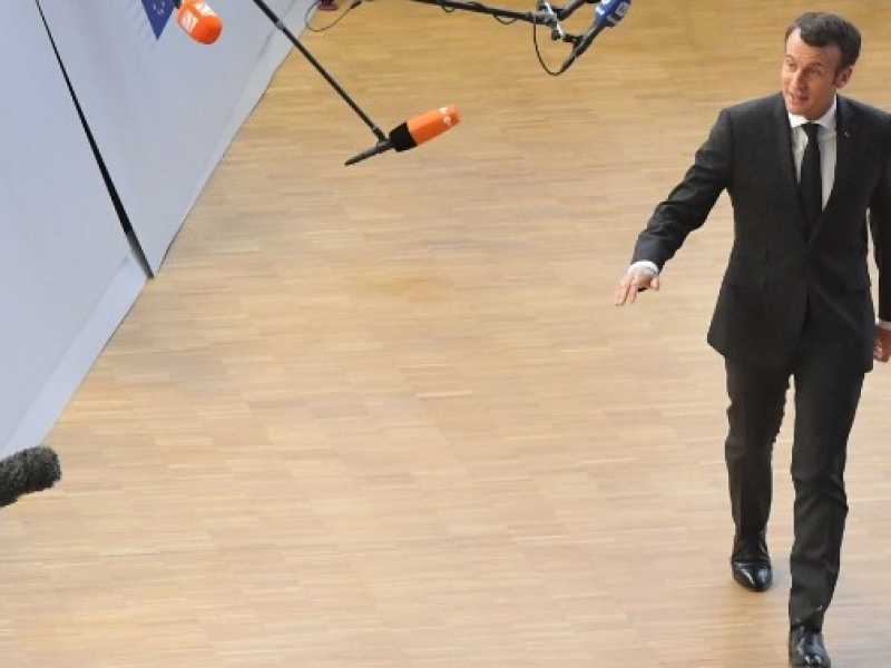 Emmanuel Macron al vertice a Bruxelles sulla Brexit (foto LaPresse)