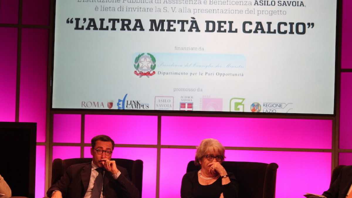 Immagine di "L’altra metà del calcio” contro lo stereotipo di genere
