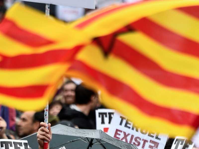 Madrid, manifestazione contro mancanza di infrastrutture nelle aree dell'interno rurale della Spagna. Foto LaPresse