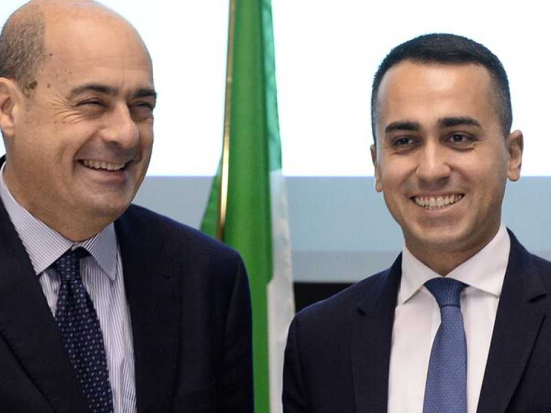 Nicola Zingaretti e Luigi Di Maio (foto LaPresse)