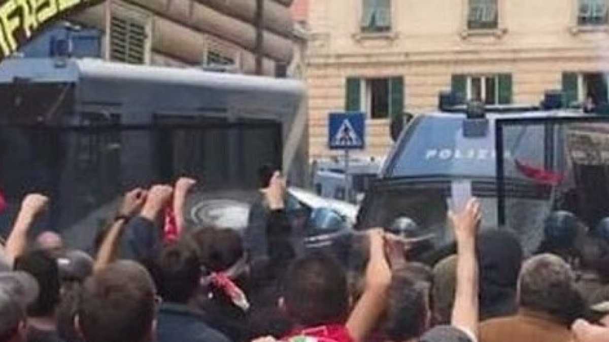 Immagine di Gli scontri a Genova e la vittoria elettorale di Modi