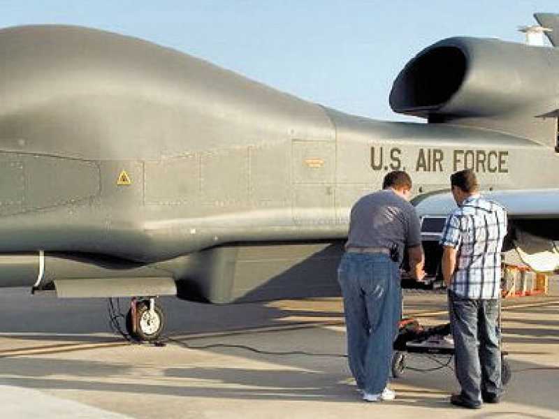 Un modello del drone americano Global Hawk RQ-4, abbattuto oggi dall'Iran (Foto U.S. Air Force)