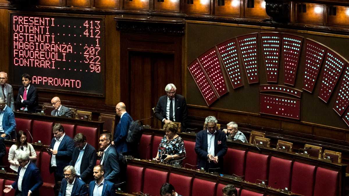 Immagine di La Camera approva il decreto sicurezza bis e l'Ucraina sequestra una nave russa