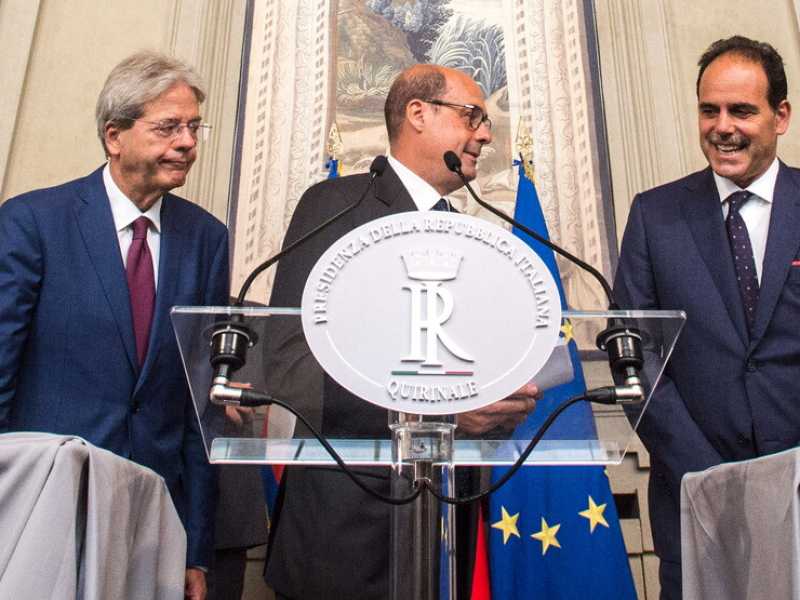 Paola De Micheli, Paolo Gentiloni, Nicola Zingaretti, Andrea Marcucci, Graziano Delrio (Foto LaPresse)