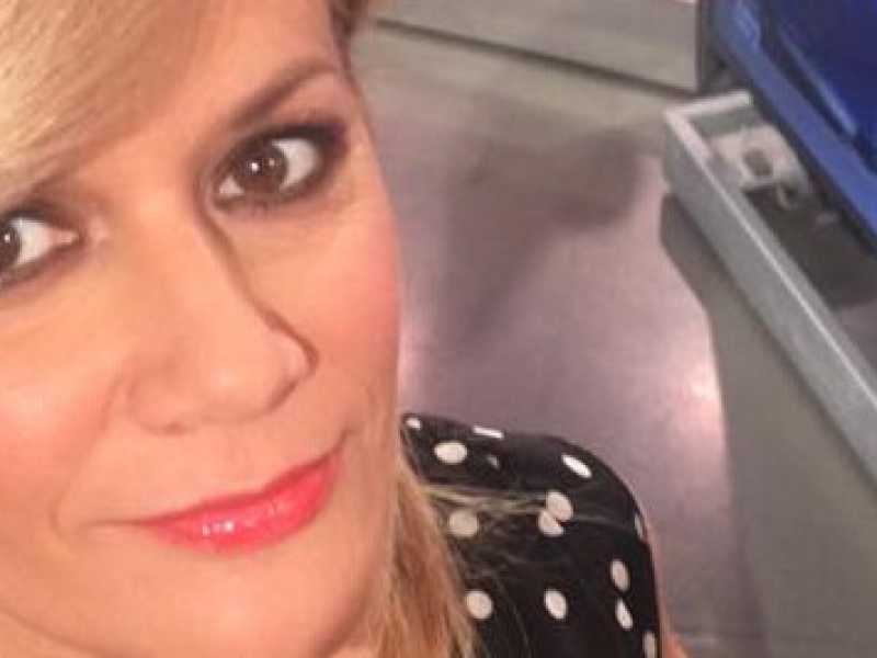 Selfie per Simona Arrigoni, leghista e conduttrice di 7 Gold catapultata improvvisamente a &ldquo;La vita in diretta&rdquo; (foto Facebook)