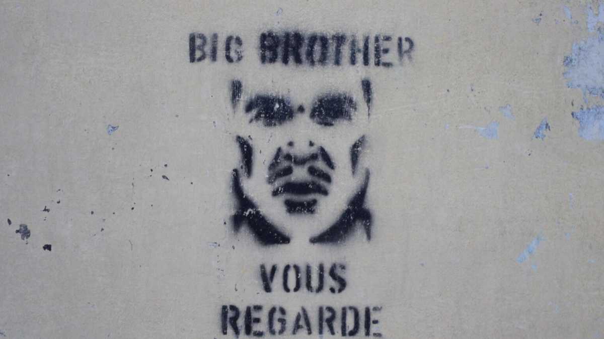Immagine di Orwell, Huxley o il russo Zamyatin. In quale mondo stiamo vivendo?