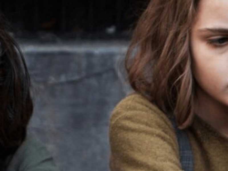 Le due protagoniste della serie tv "L'amica geniale", prodotta da Rai e Hbo