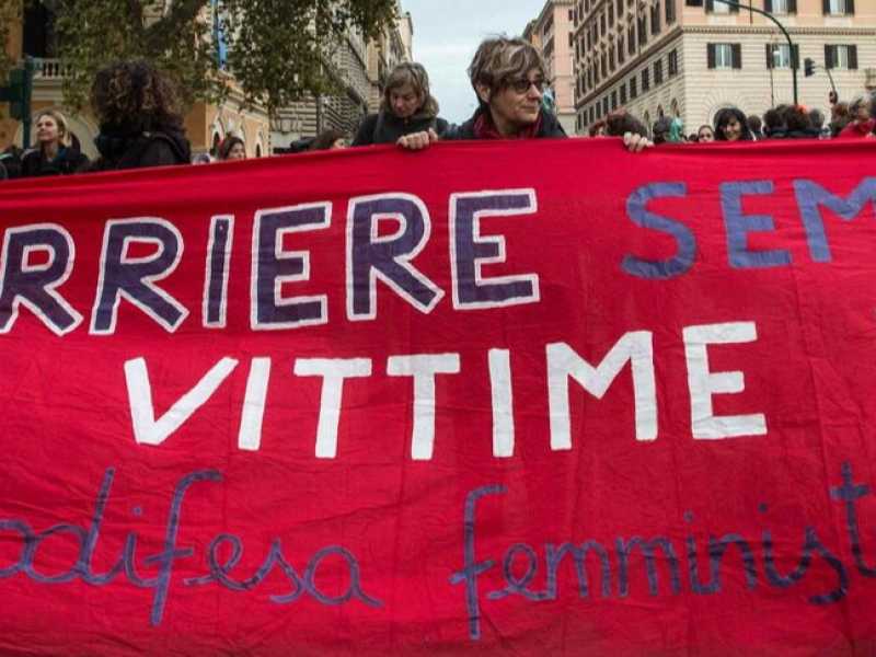 Sabato 23 novembre. Il corteo nazionale &ldquo;Non Una Di Meno&rdquo; contro la violenza sulle donne (foto LaPresse)