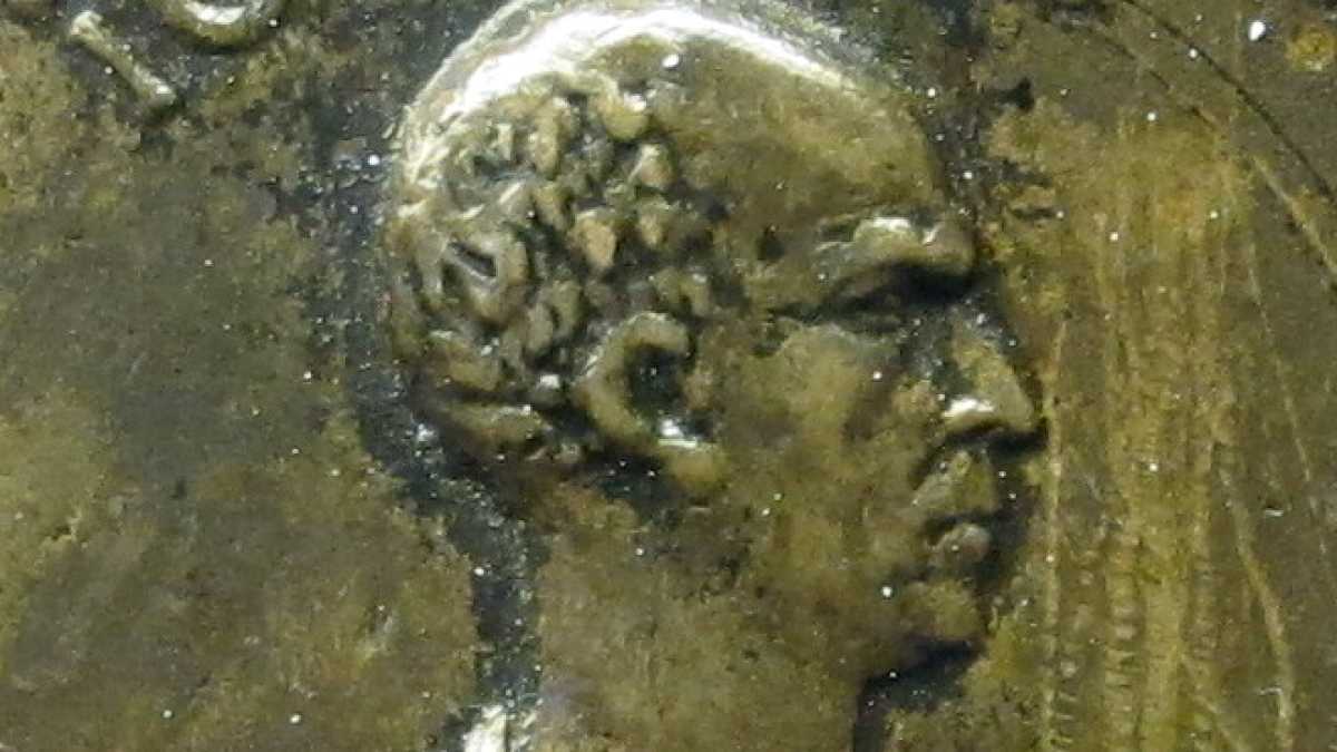 Immagine di La costante venerazione di Pontano per il seno