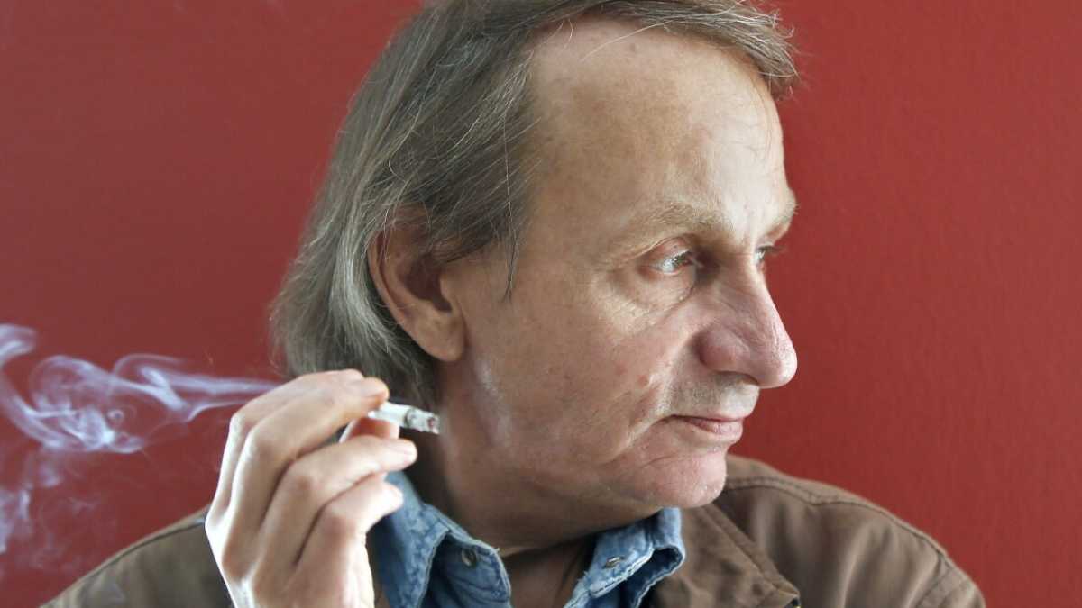 Immagine di È giusto considerare Houellebecq il più grande intellettuale conservatore vivente