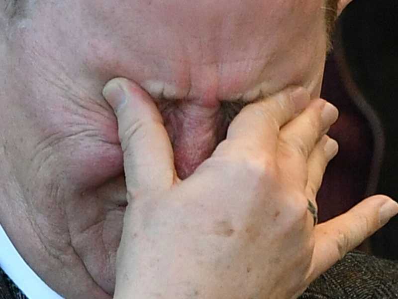 Bodo Ramelow ieri ha pianto quando per un voto non &egrave; stato riconfermato governatore della Turingia (foto Martin Schutt/dpa via AP)
