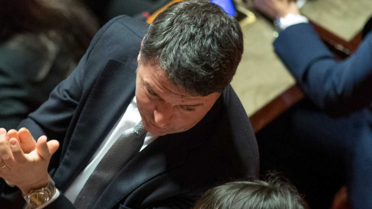Immagine di I renziani che disertano il cdm e l'esplosione sopra una scuola a Sderot
