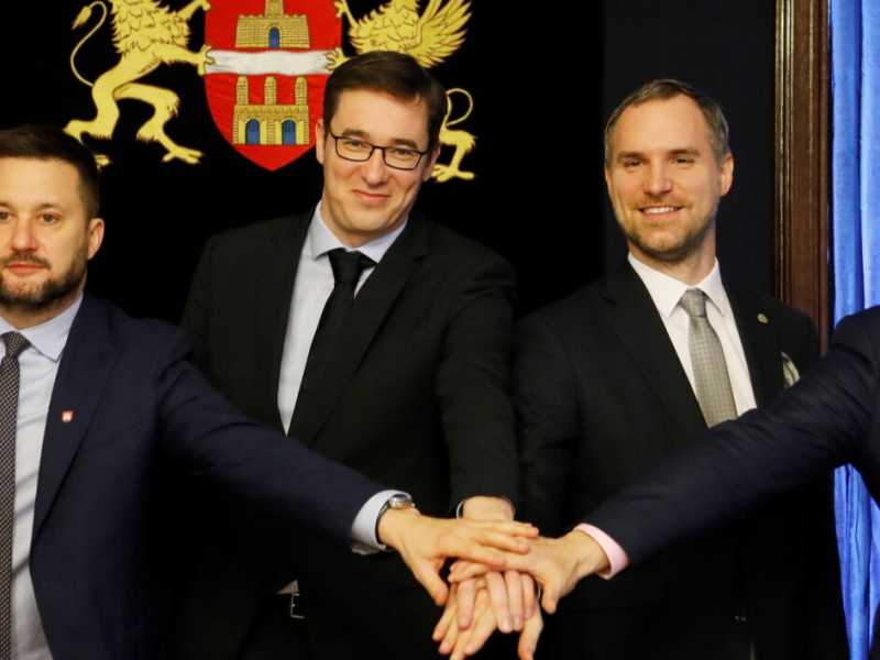 (foto dal profilo Twitter di V4 Presidency)