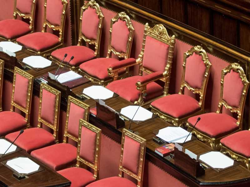 I banchi del governo a Palazzo Madama (foto LaPresse)