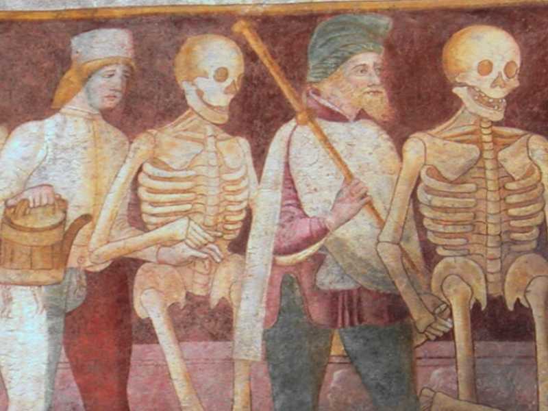 Clusone (Bergamo), Danza macabra, particolare