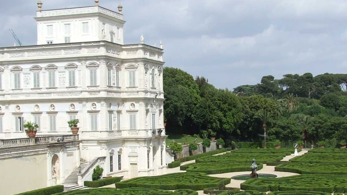 Immagine di Villa Pamphilj ma non solo. L’uso del giardino come arte politica. Storie
