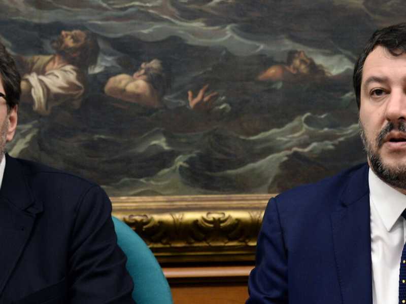 Giancarlo Giorgetti e Matteo Salvini (foto LaPresse)