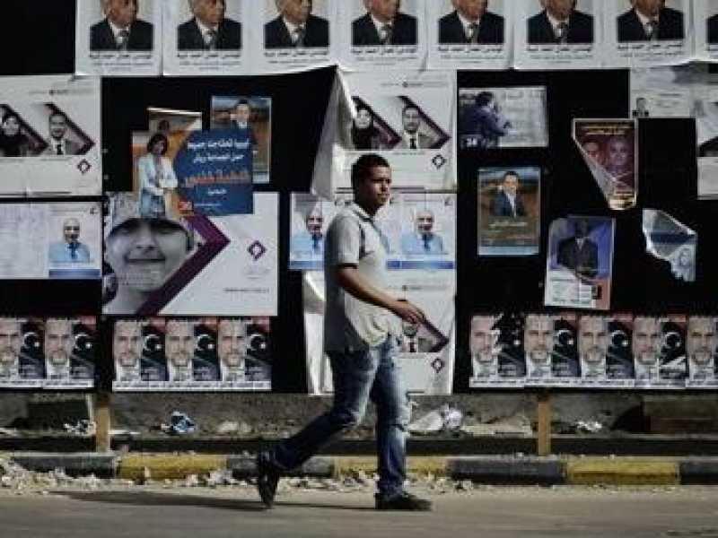 In Libia si decide chi metterà la firma sui contratti del greggio