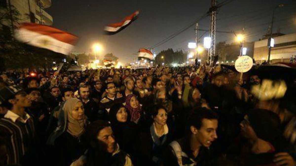 Immagine di Nello scontro tra islamisti, Morsi sceglie i fratelli più duri