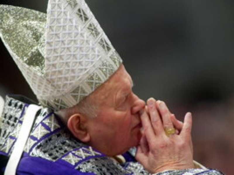Fare la morale a Wojtyla